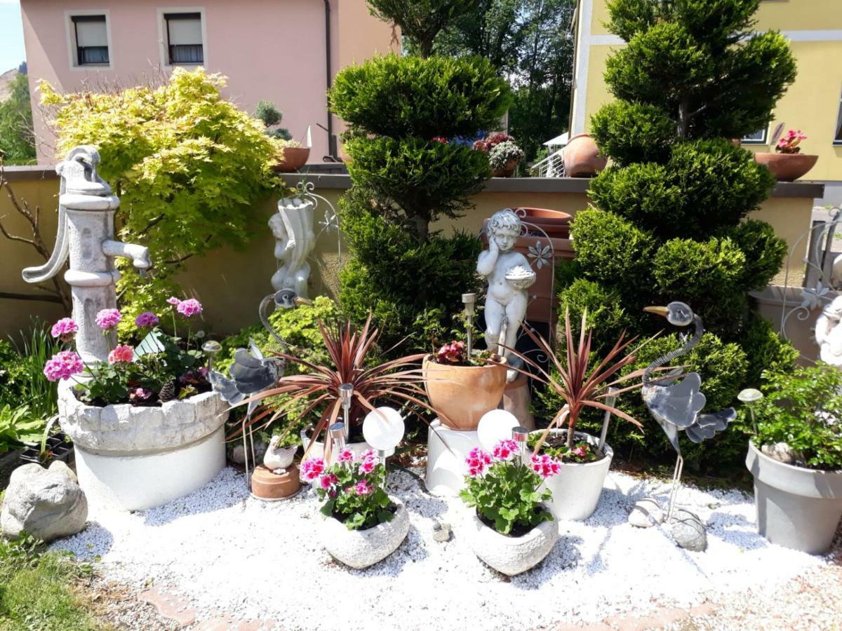 Auszeit Leoben 1 Mit Terasse Und Gratis Parkplatz Lägenhet Exteriör bild